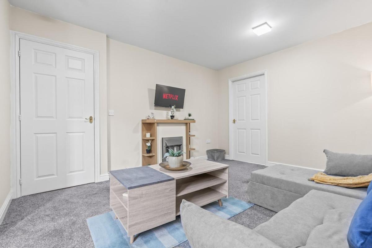 Holiday home Quaint Sleeps6 3bdr Bham Cc 10 Mins *