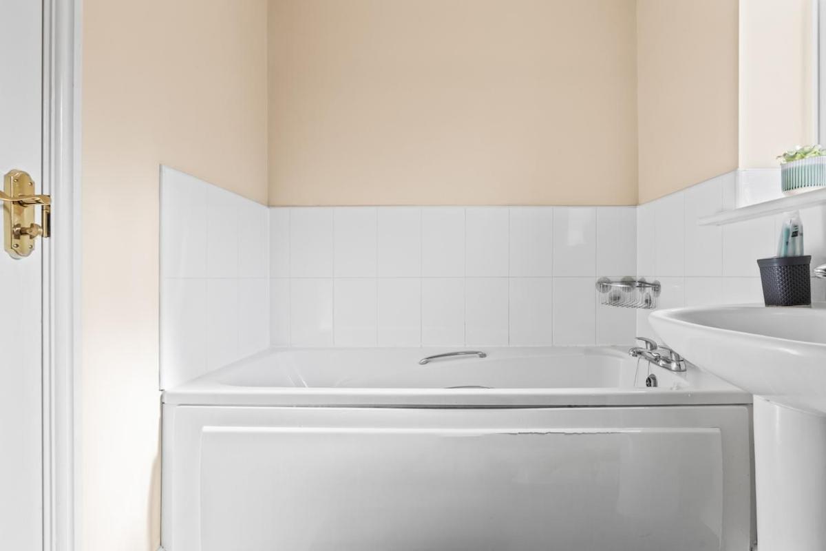 Holiday home Quaint Sleeps6 3bdr Bham Cc 10 Mins