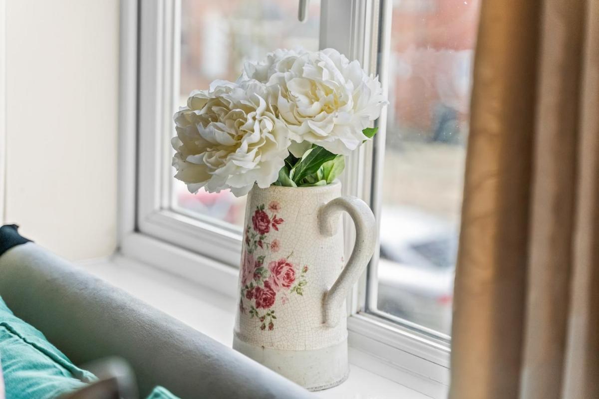 Holiday home Quaint Sleeps6 3bdr Bham Cc 10 Mins Birmingham